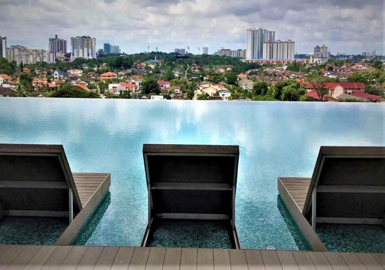 Suites At 1Tebrau Johor Bahru Luaran gambar