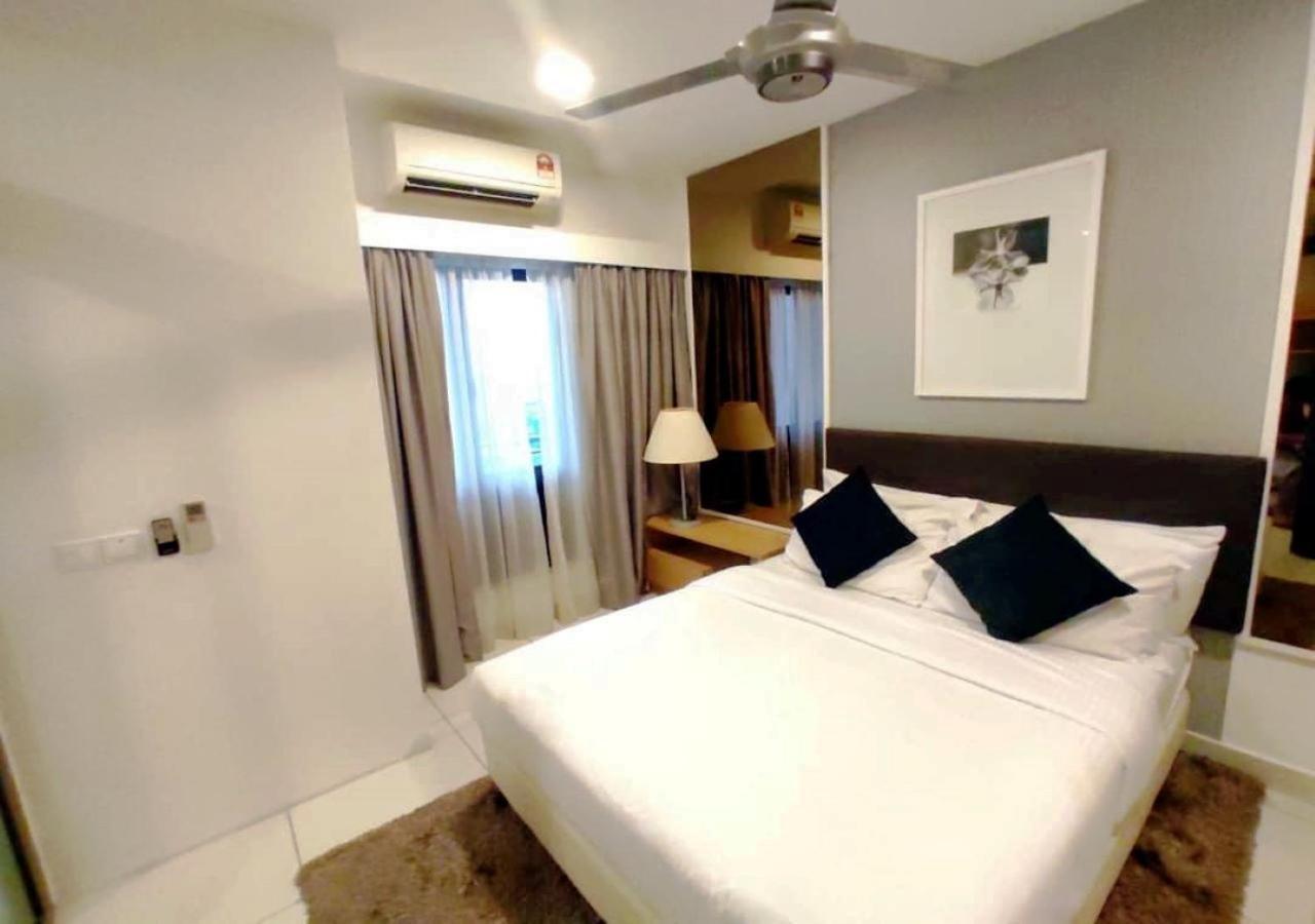 Suites At 1Tebrau Johor Bahru Luaran gambar